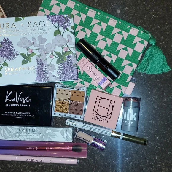 15 pc beauty bundle - Picture 3 of 3